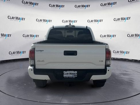 Used 2023 Toyota Tacoma Limited AWD/4WD image 4