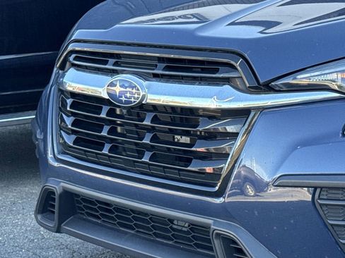 Used 2024 Subaru Ascent Limited w/ Technology Package image 7