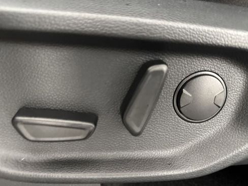 New 2025 Ford Ranger XLT w/ Equipment Group 301A High image 16