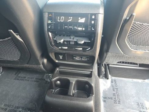 Used 2021 Jeep Grand Cherokee L Limited w/ Trailer Tow Group (B) AWD/4WD image 6