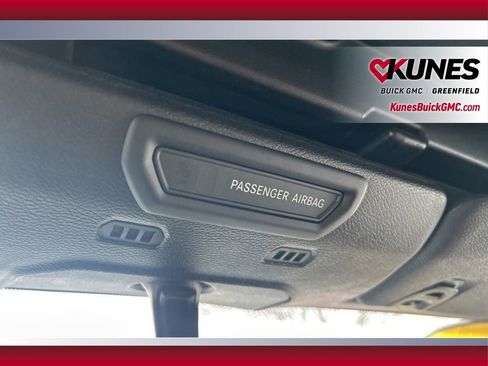 Used 2021 Jeep Gladiator Sport image 35