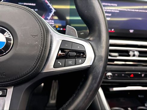 Used 2024 BMW M440i Convertible w/ Premium Package RWD image 21