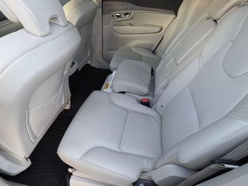 Used 2023 Volvo XC90 B6 Plus w/ Protection Package Premier AWD/4WD image 9