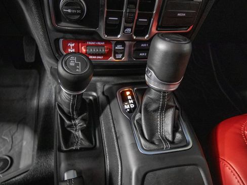 Used 2024 Jeep Wrangler Unlimited Rubicon 392 AWD/4WD image 27