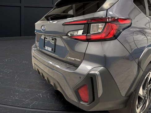 Used 2024 Subaru Crosstrek 2.5i Limited image 32