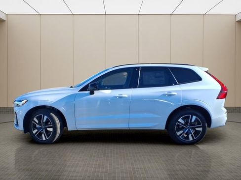 New 2026 Volvo XC60 B5 Plus w/ Protection Package Premier image 5
