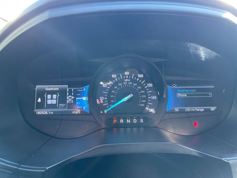 Used 2022 Ford Edge ST-Line image 15