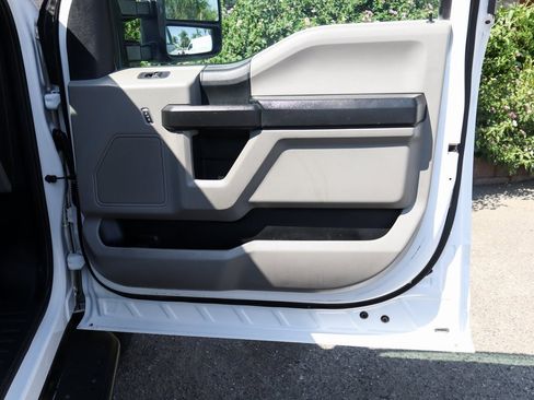 Used 2019 Ford F250 XL w/ Power Equipment Group image 43