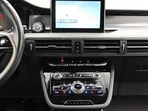 Used 2022 Lincoln Corsair Reserve w/ Elements Package FWD image 15
