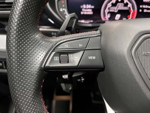 Used 2019 Lamborghini Urus image 25
