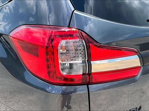 Used 2022 Subaru Ascent Onyx Edition AWD/4WD image 33