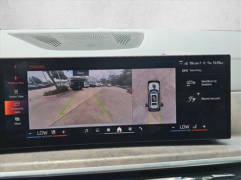Used 2024 BMW X7 xDrive40i w/ M Sport Package AWD/4WD image 14