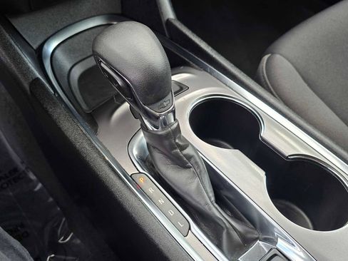 Used 2023 Chevrolet Malibu LT image 35