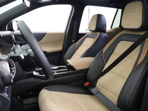 New 2026 Chevrolet Equinox ACTIV AWD/4WD image 23