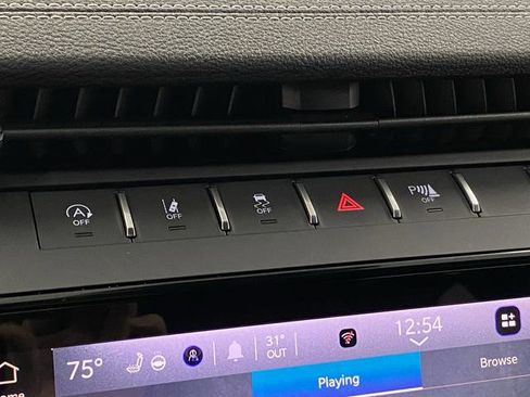 New 2026 Jeep Grand Cherokee Altitude AWD/4WD image 28