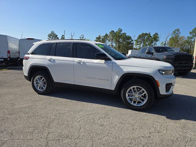 New 2026 Jeep Grand Cherokee Laredo X AWD/4WD image 2