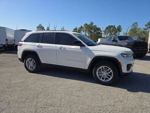 New 2026 Jeep Grand Cherokee Laredo X AWD/4WD image 2
