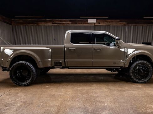 Used 2026 Ford F450 King Ranch w/ Chrome Package image 11