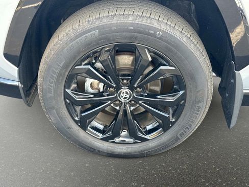 Used 2024 Toyota RAV4 XSE image 12