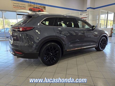 Used 2023 MAZDA CX-9 Carbon Edition image 4