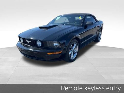 Used 2008 Ford Mustang GT image 3
