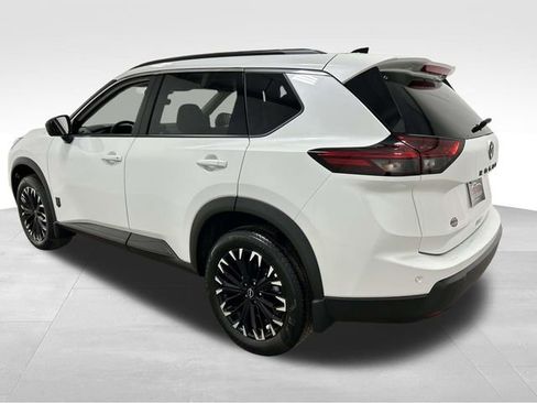 New 2026 Nissan Rogue SV image 4