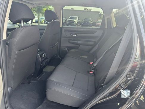 Used 2025 Honda CR-V EX image 11