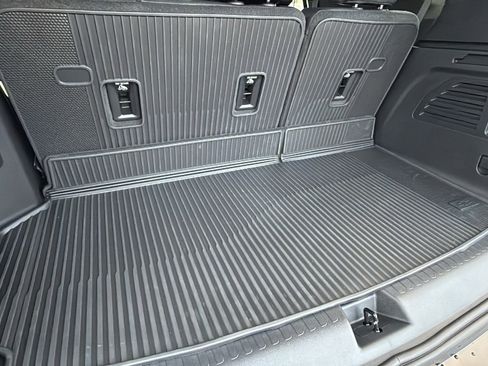 New 2026 Chevrolet Traverse RS w/ LPO, Floor Liner Package image 27