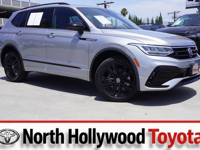 Used 2022 Volkswagen Tiguan SE R-Line