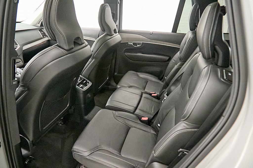 Certified 2024 Volvo XC90 T8 Ultimate w/ Protection Package Premier AWD/4WD image 23