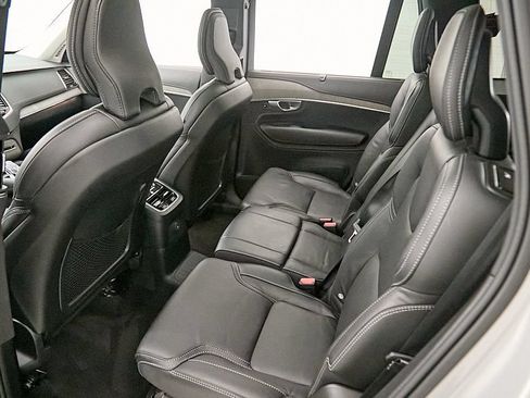Certified 2024 Volvo XC90 T8 Ultimate w/ Protection Package Premier AWD/4WD image 23