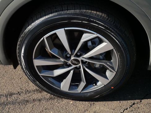 Used 2023 Audi Q5 2.0T Premium Plus w/ Premium Plus Package image 15