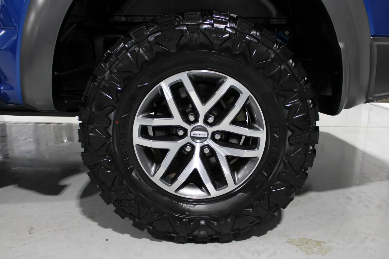 Used 2018 Ford F150 Raptor w/ Equipment Group 802A Luxury AWD/4WD image 10