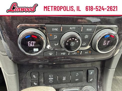 Used 2017 Buick Enclave Leather FWD image 12