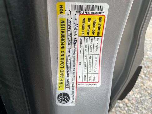 Used 2021 Ford Transit Connect XLT image 34