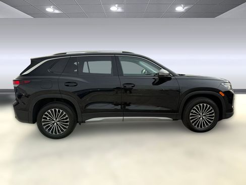 Used 2025 Volkswagen Tiguan S image 7