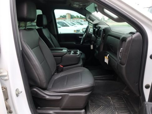 Used 2022 Chevrolet Silverado 2500 W/T w/ WT Convenience Package AWD/4WD image 8