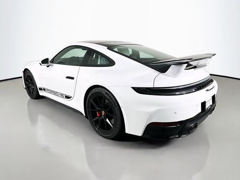 New 2026 Porsche 911 Carrera 4S image 4