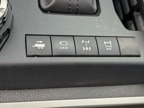 Used 2025 Toyota Tacoma Trailhunter image 20