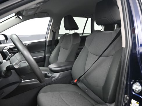 Used 2024 Toyota RAV4 XLE image 16