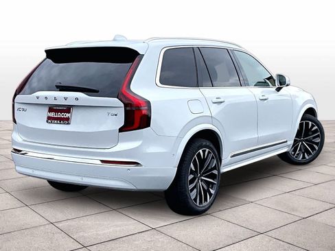 New 2026 Volvo XC90 T8 Ultra w/ Lounge Package image 4