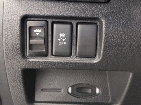 Used 2012 Nissan Altima 2.5 S w/ 2.5S Premium Pkg FWD image 10