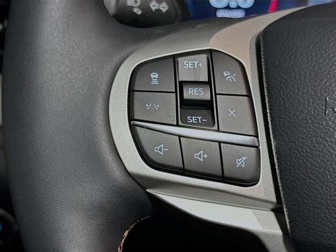 New 2026 Ford Explorer Active w/ Active Comfort Package AWD/4WD image 29