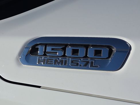 Used 2019 RAM 1500 Tradesman image 7