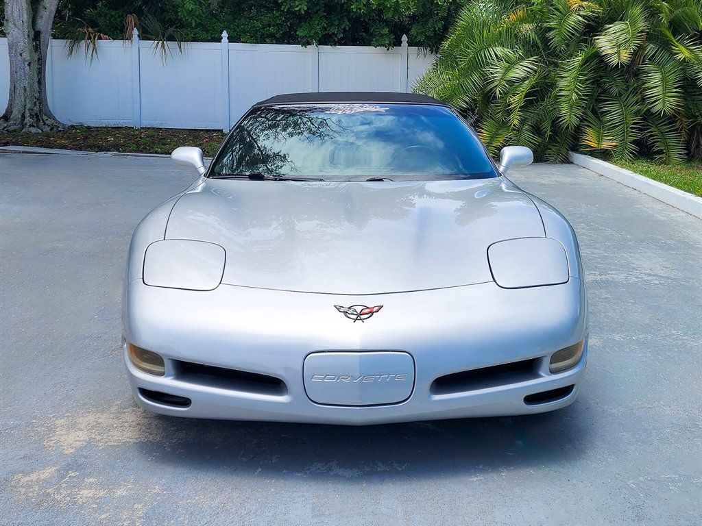 Used 2000 Chevrolet Corvette Convertible w/ Memory Pkg RWD image 11
