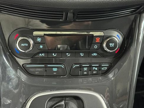 Used 2014 Ford Escape Titanium w/ Equipment Group 401A AWD/4WD image 18