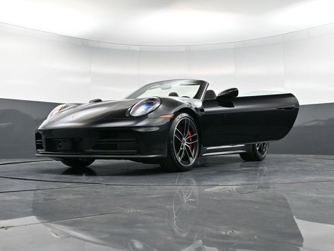 New 2026 Porsche 911 Carrera S image 39