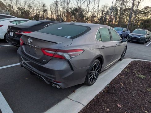 Certified 2024 Toyota Camry SE image 7