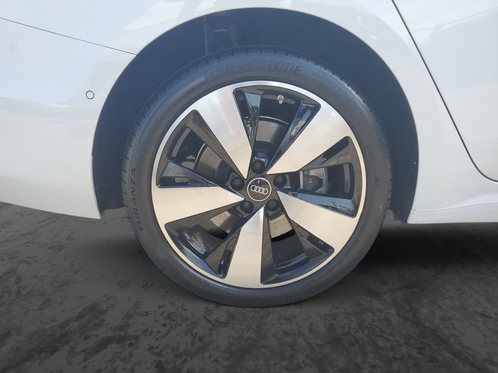 Used 2025 Audi A5 Premium w/ Premium Plus AWD/4WD image 5