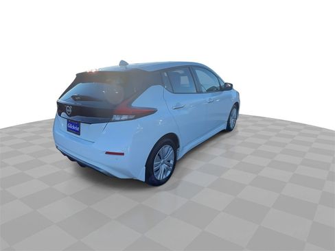 Used 2023 Nissan Leaf S image 8